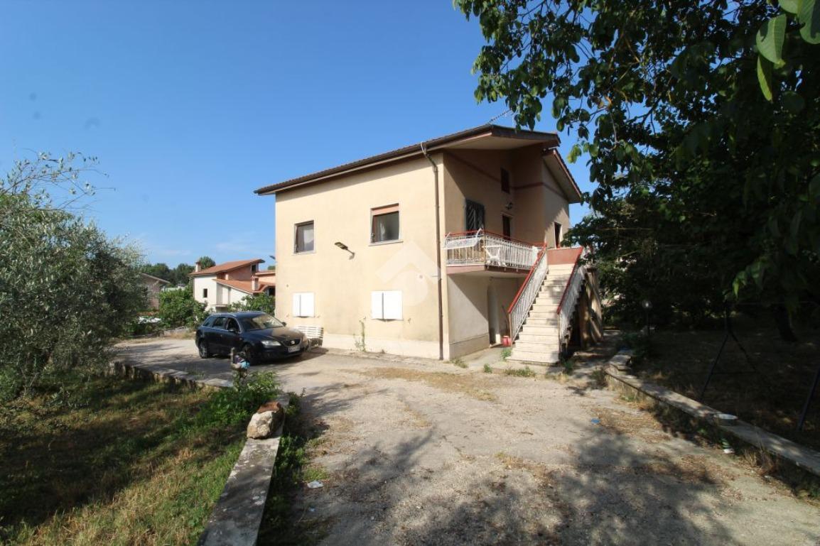 Villa in Via Montecalvo 61, Scandriglia