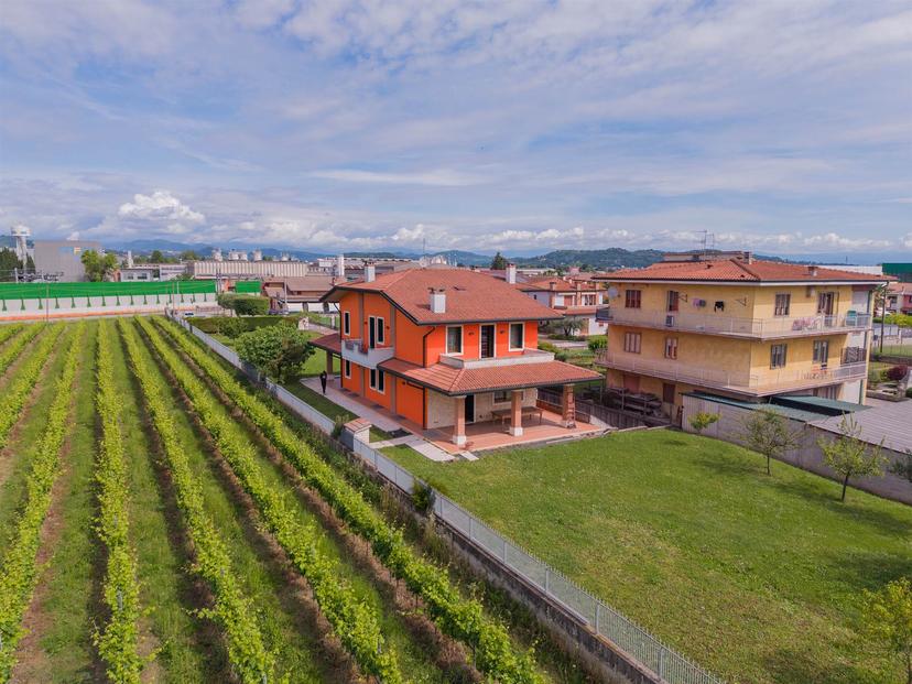 Villa in Via Silvio Pellico, Altavilla Vicentina — foto 3 di 5