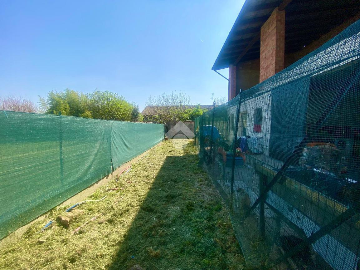 Casa indipendente in Via Meardi, Molino dei Torti
