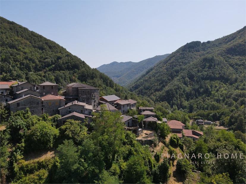 Rustico in Via Canale 6, Zeri