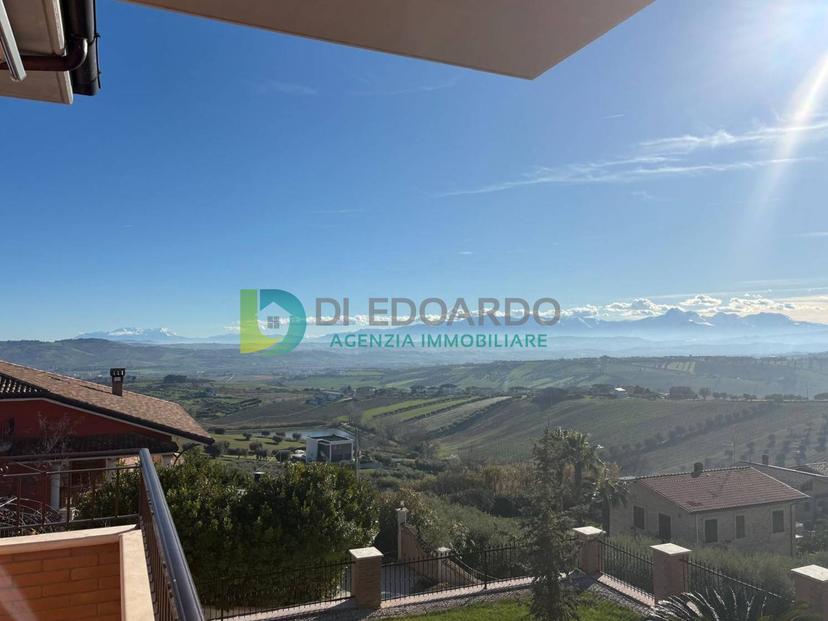 Casa indipendente in Contrada Civita, Colonnella — foto 4 di 5