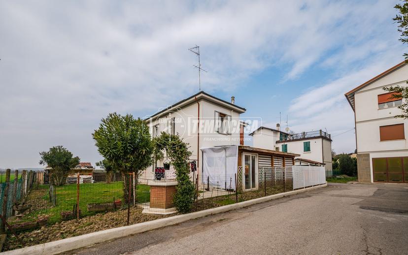 Appartamento in Via  della Pace, Galliera — foto 3 di 5