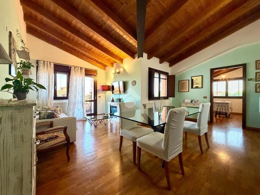 Quadrilocale in Via Italo Finotti 7, Novellara — foto 3 di 5