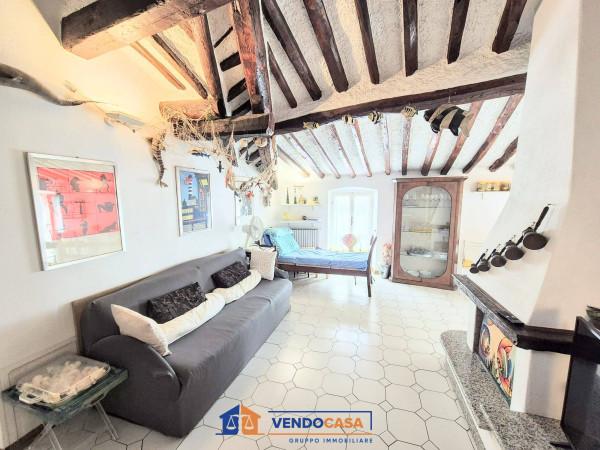 Appartamento in Via Chiesa, Calice Ligure — foto 2 di 5
