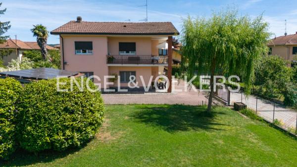 Villa bifamiliare in Via Wolfgang Amadeus Mozart 7, Angera