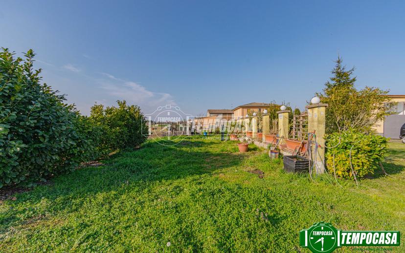 Villa in Via Cesare Battisti, Verrua Po — foto 4 di 5