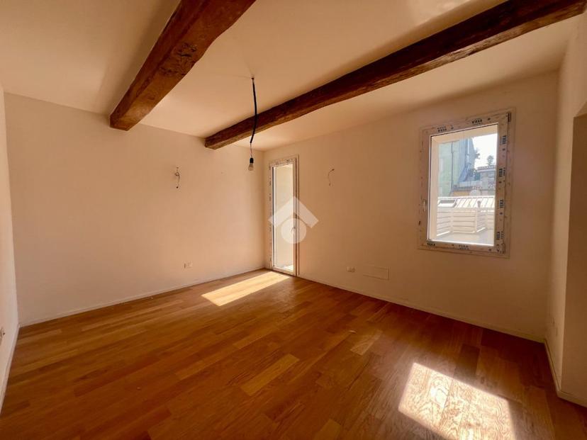 Trilocale in Via Carlo Pisacane 8, Guastalla