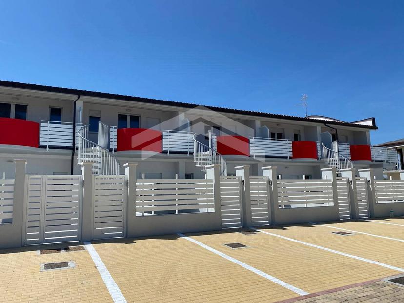 Bilocale in Porto Turistico Marina Sveva, Montenero di Bisaccia — foto 2 di 5