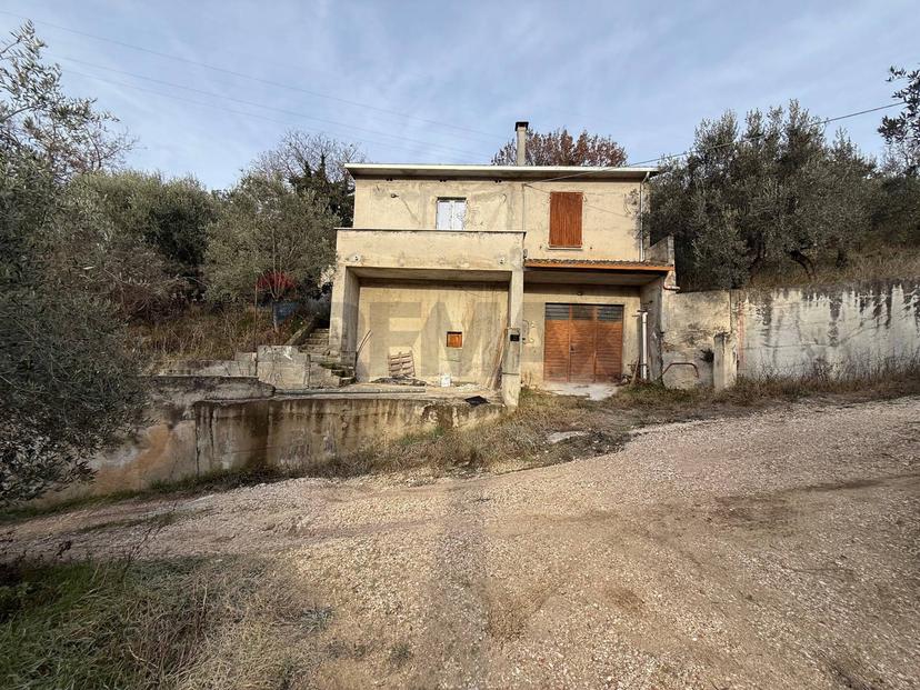 Casa indipendente, Foligno — foto 3 di 5