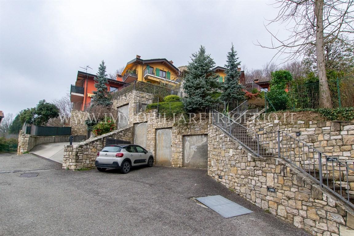 Trilocale, Palazzago