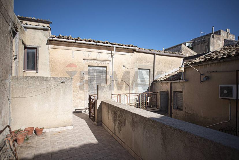 Casa indipendente, Licodia Eubea — foto 4 di 5