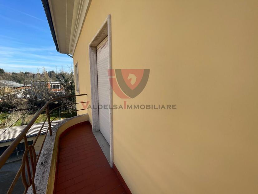 Appartamento in XXV Aprile, Colle di Val d'Elsa — foto 3 di 5