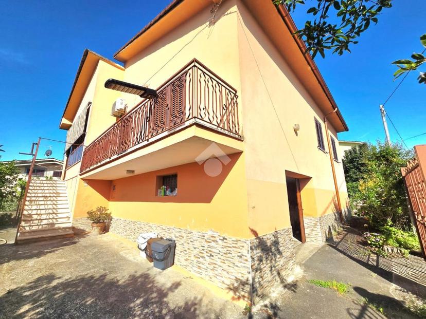 Villa in Via Milano 41, Fiano Romano — foto 2 di 5