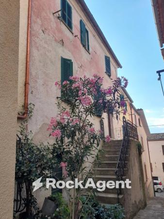 Terratetto unifamiliare in Vicolo Santa Maria 7, Acquapendente