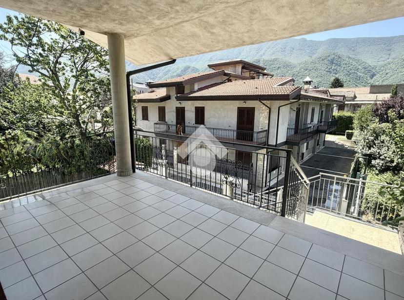 Villa in Via S. Marciano, Cervinara — foto 2 di 5
