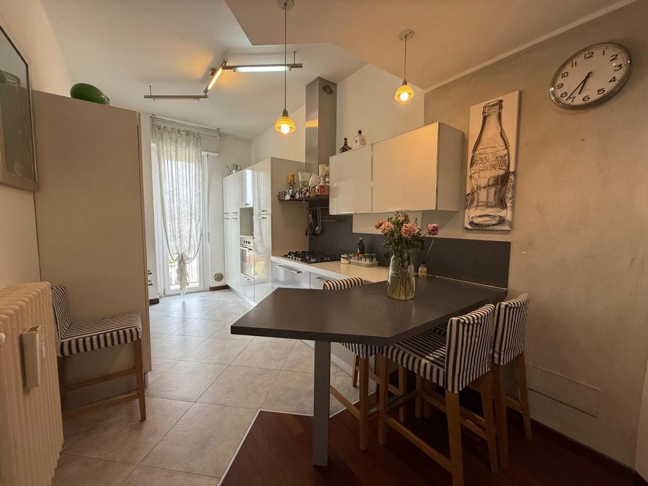 Trilocale in Via Lecco 182, Monza