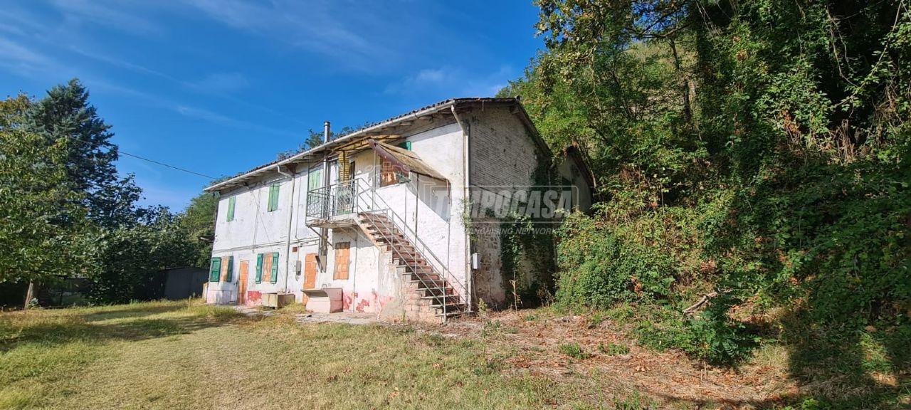 Villa a schiera in Via Piave 1/1, Zola Predosa