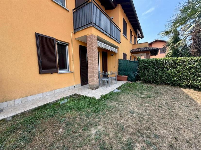 Trilocale in Via De Amicis 39, Mornago — foto 4 di 5