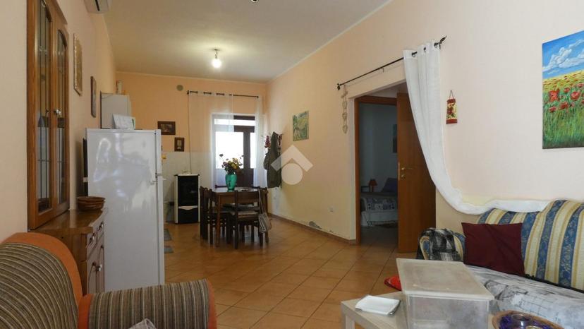 Trilocale in Via Taranto 55, Rocca Imperiale — foto 3 di 5