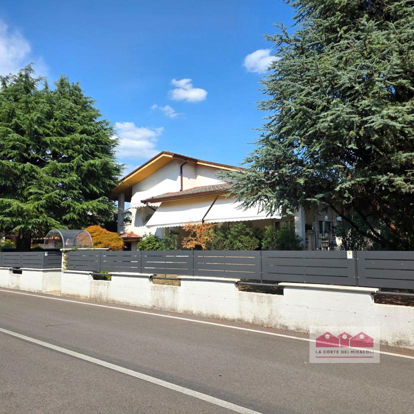 Casa indipendente in Via Cavour, Monticello Conte Otto — foto 4 di 5