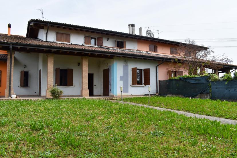 Villa a schiera, Torbole Casaglia — foto 2 di 5