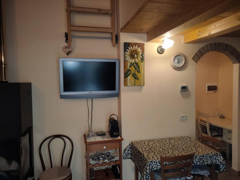 Monolocale in Via della Croce, Radicofani — foto 5 di 5
