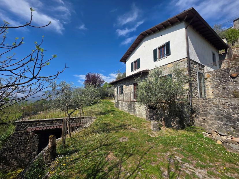 Villa unifamiliare in Via Soccorso, Castiglione di Garfagnana — foto 5 di 5
