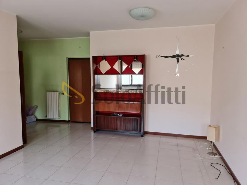 Bilocale in Via Zaffaroni 16, Gerenzano