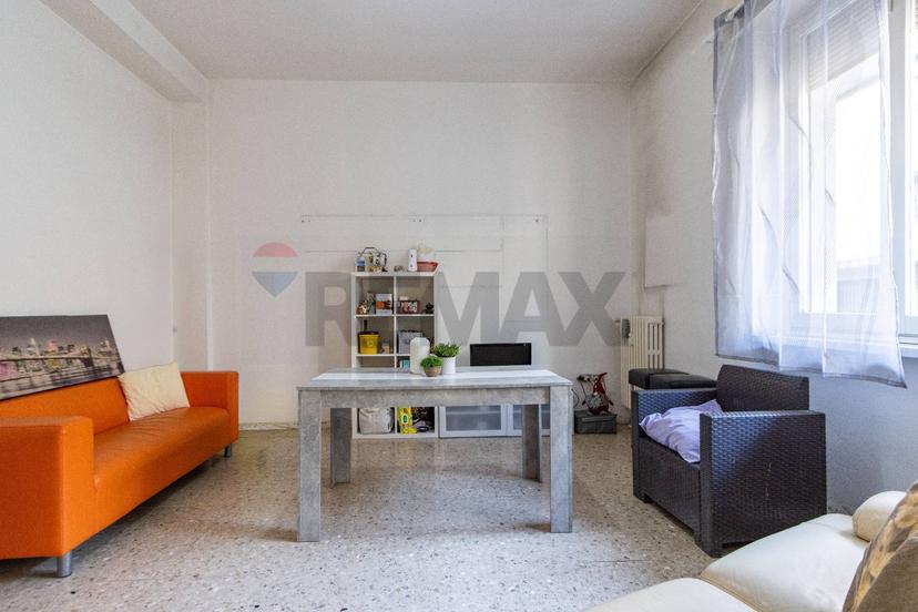 Bilocale in Via Fogazzaro 4, Seregno — foto 3 di 5