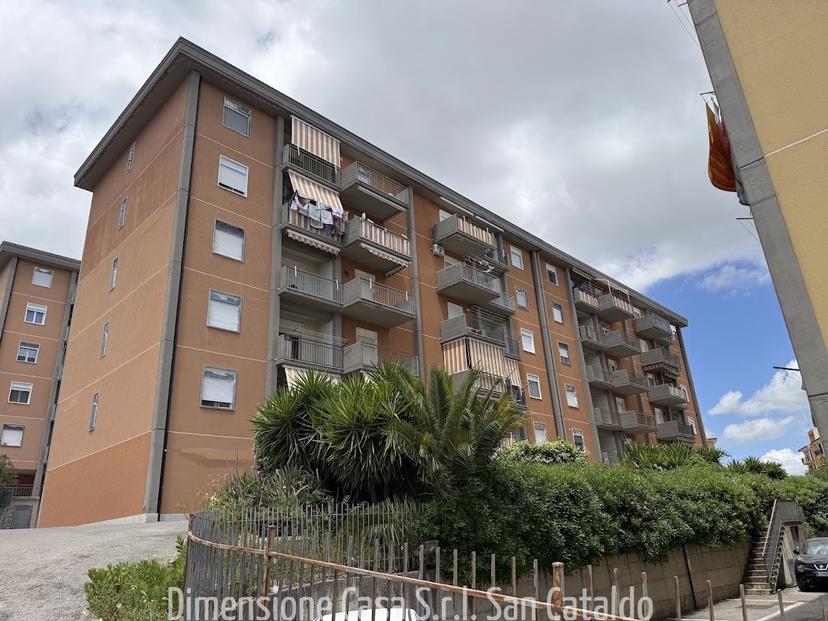 Appartamento in Via Cristoforo Colombo 12 , San Cataldo — foto 3 di 5