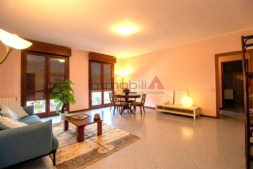 Trilocale in Via Monterosa, Carugate — foto 3 di 5