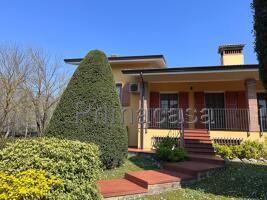 Villa a schiera in Via Fabbrico 17d, Campagnola Emilia