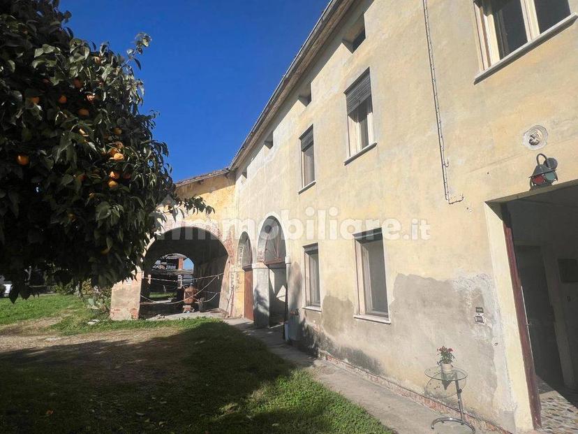 Casale in Via Montà, Padova — foto 3 di 5