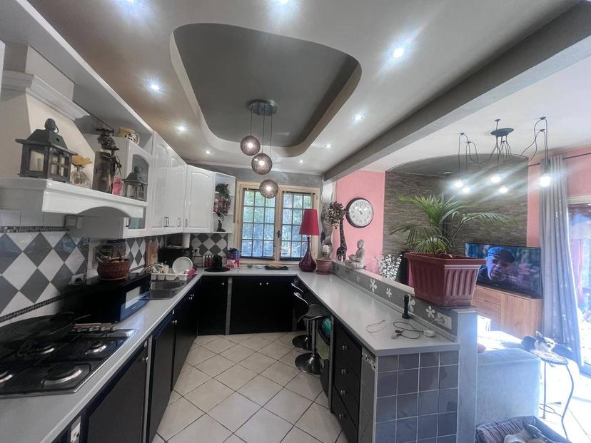Casa indipendente in Farzione Verrandi Snc, Ventimiglia — foto 3 di 5