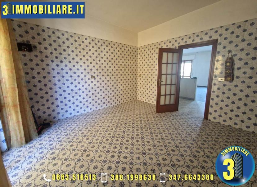Quadrilocale in Via Santeramo, Barletta — foto 3 di 5