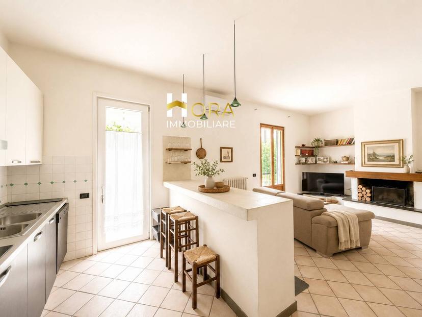 Casa indipendente in Via Bologna 565, Prato