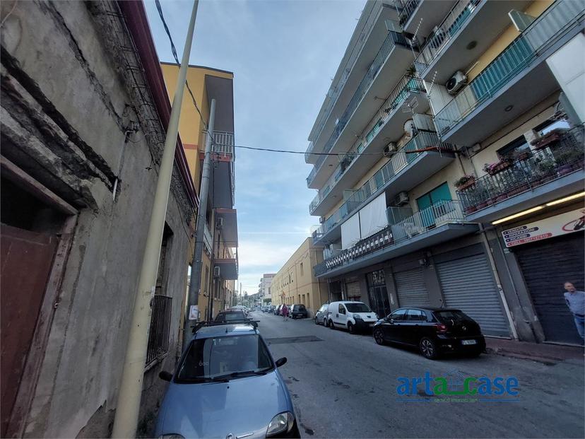 Bilocale, Messina