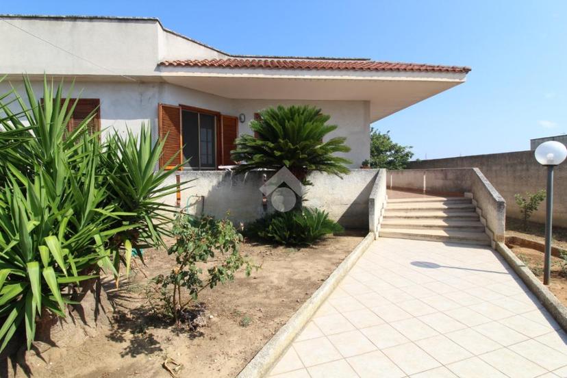 Villa in Via Giuseppe Verdi 103, Brindisi — foto 3 di 5