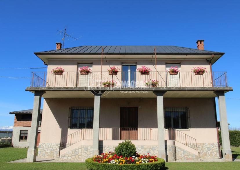 Villa in Via Roma 7, Margarita — foto 3 di 5