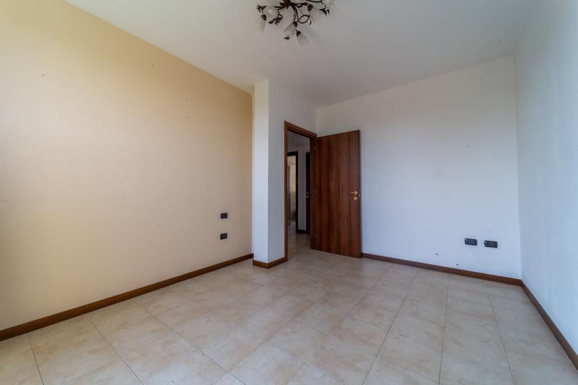 Trilocale in Viale Lombardia, 6, Parma