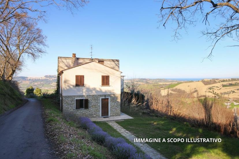 Casa indipendente in Via Chiesa Nuova 4, Monterubbiano — foto 2 di 5