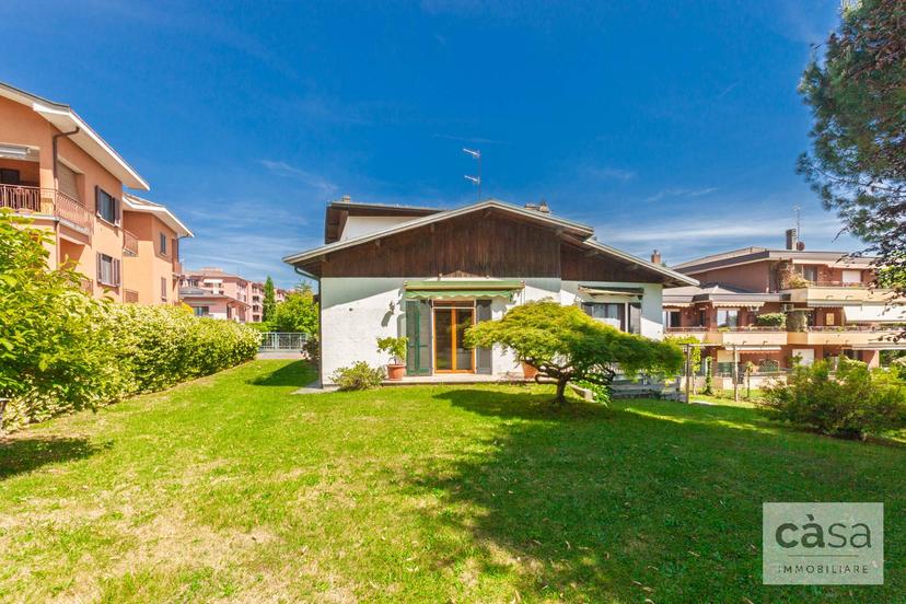Villa in Via Santa Maria Maddalena 83, Varese — foto 2 di 5