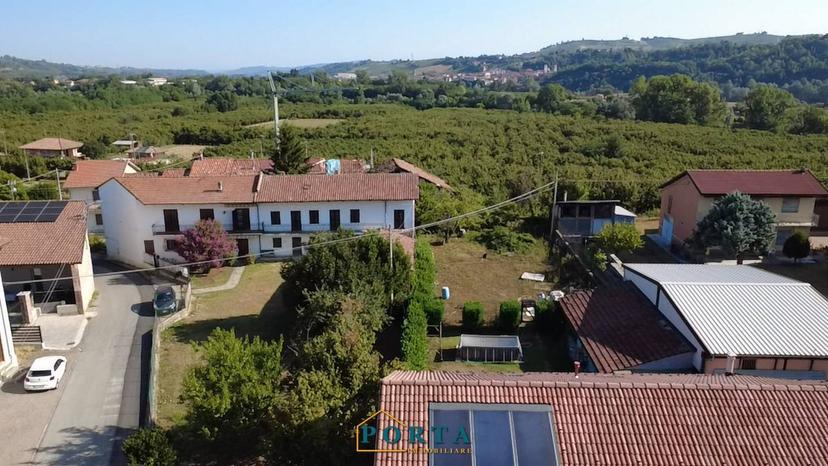 Casa indipendente in Frazione Naviante 12, Farigliano
