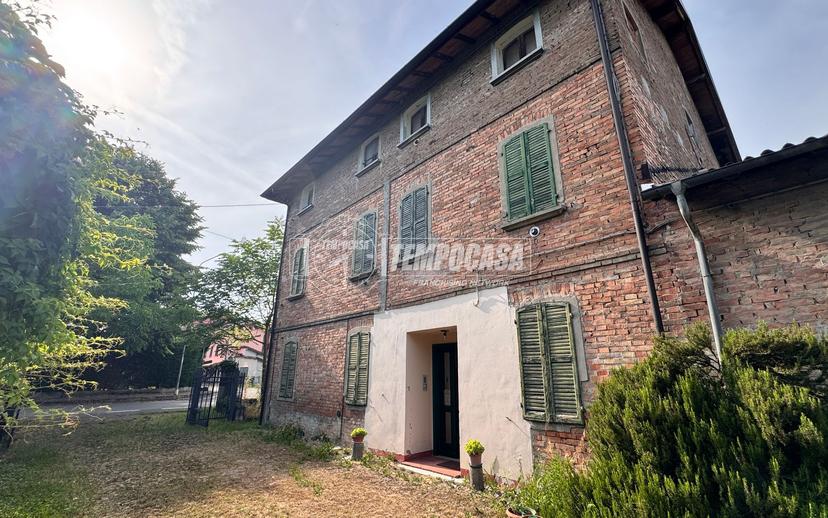 Casa indipendente in Via Adolfo Grassi, Reggio nell'Emilia — foto 3 di 5