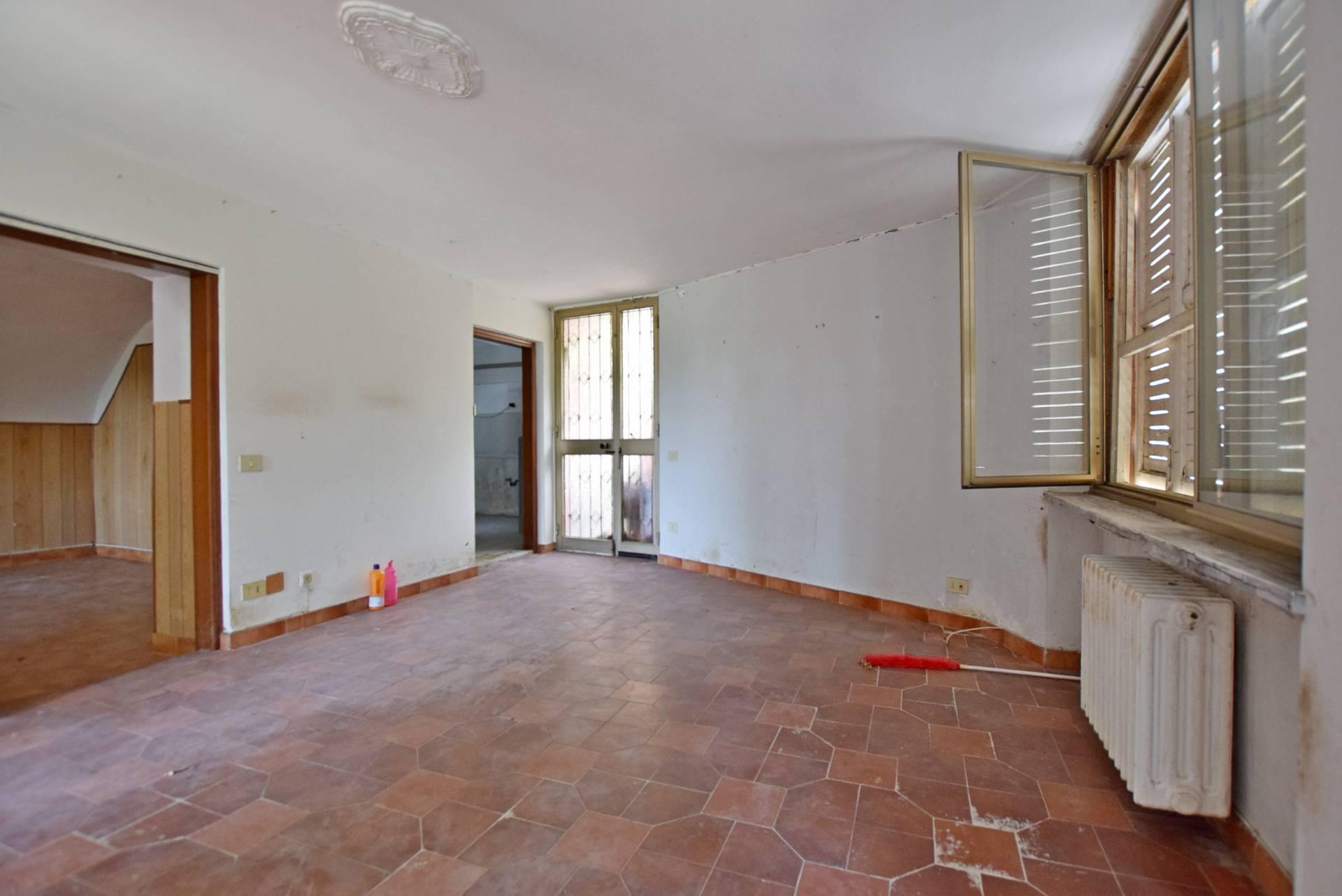 Casa indipendente in Via delle Avagnine 88, Mondovì