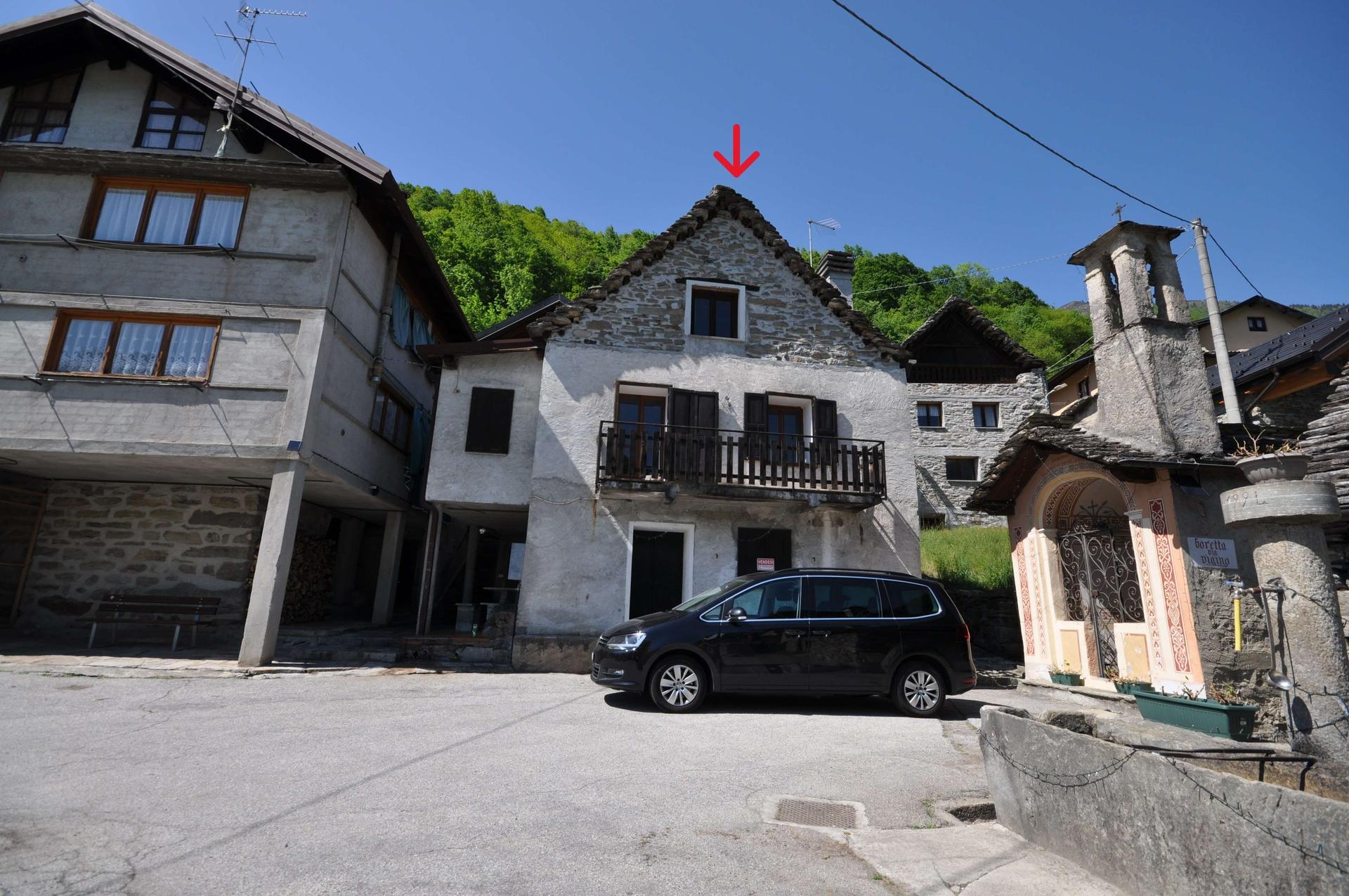 Casa indipendente in Località Boretta, Calasca-Castiglione