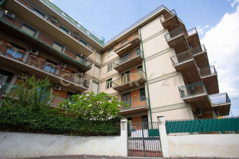 Trilocale in Via Francesco Guglielmino 18, Catania