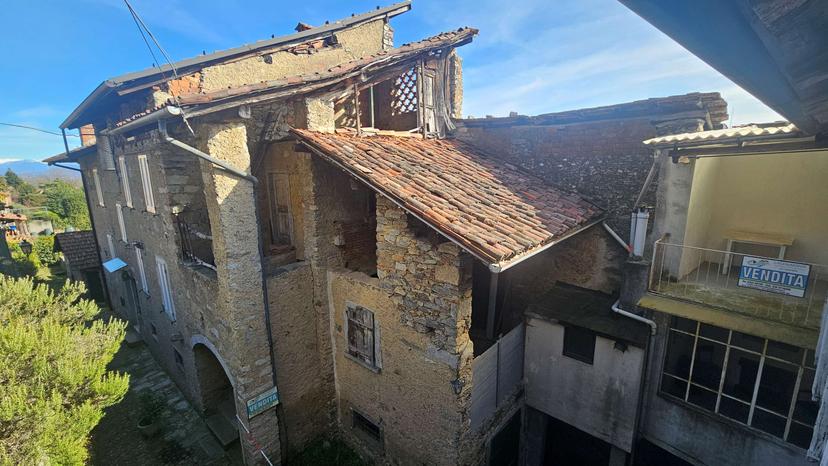 Porzione di casa, Colazza — foto 2 di 5