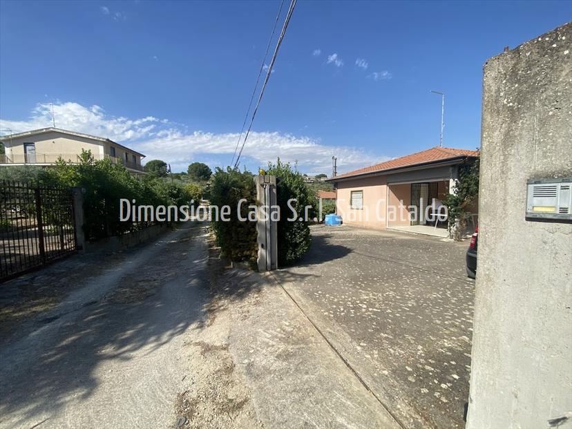 Villa in Indirizzo Non Valido., San Cataldo — foto 2 di 5