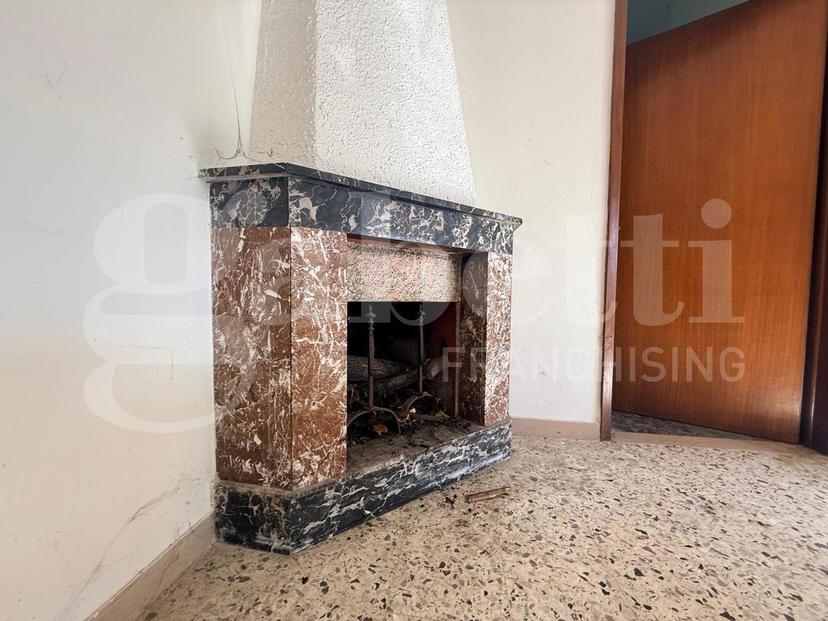 Casa indipendente in Viale della Repubblica   132, Santa Maria a Monte — foto 4 di 5
